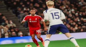 مواجهة قوية في الدوري الإنجليزي: تعادل سلبي يسيطر على ليفربول أمام وولفرهامبتون خلال 30 دقيقة